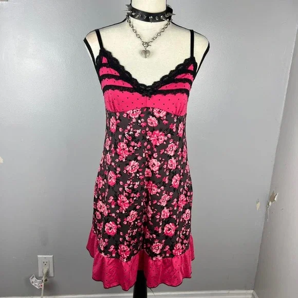 Marilyn Monroe | Dresses | Y2k Hot Pink Floral Dress | Poshmark